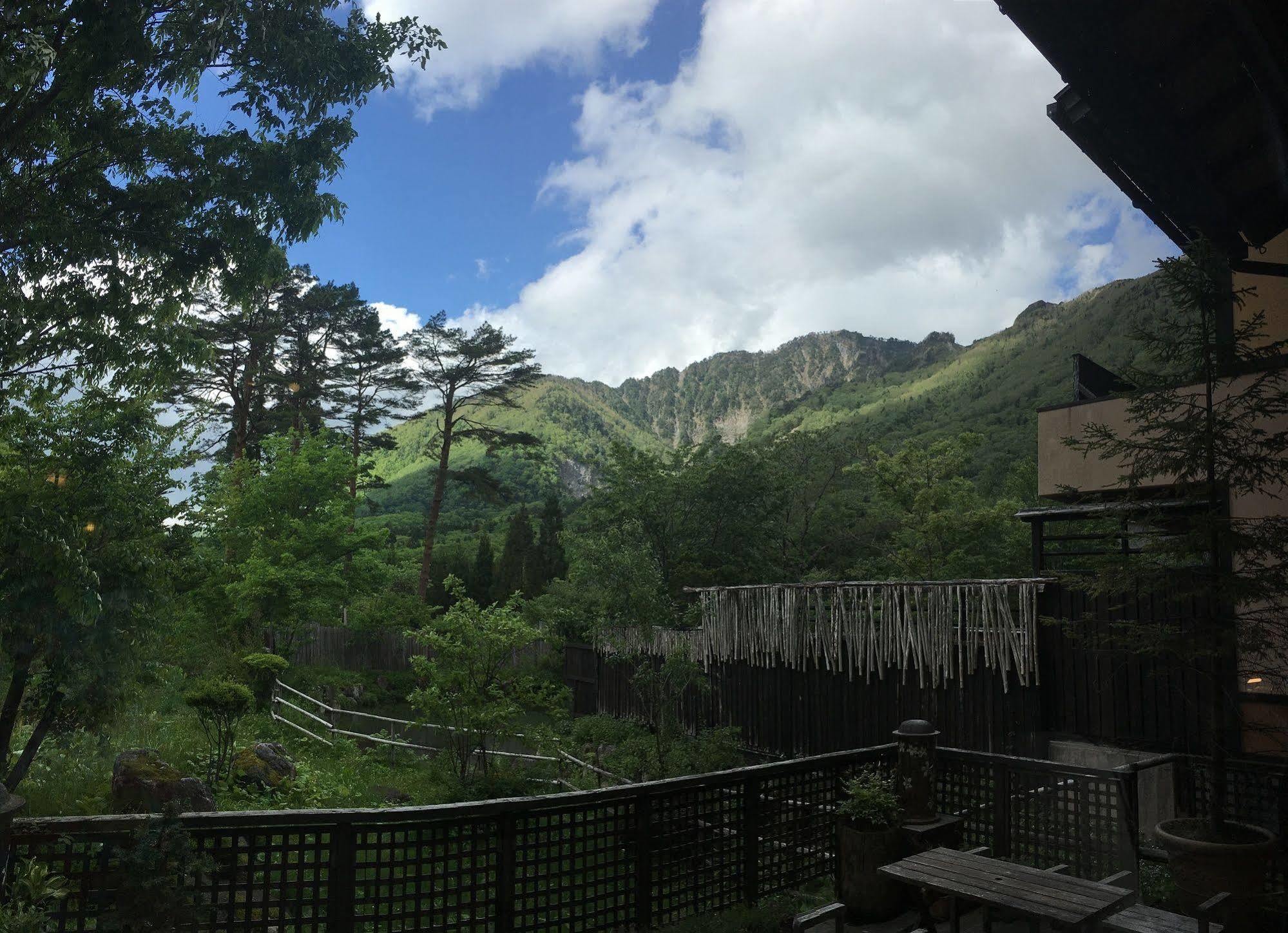 Miyama Ouan Kyoritsu Resort Takayama  Exterior foto View of Mount Takami from the Takami Lodge